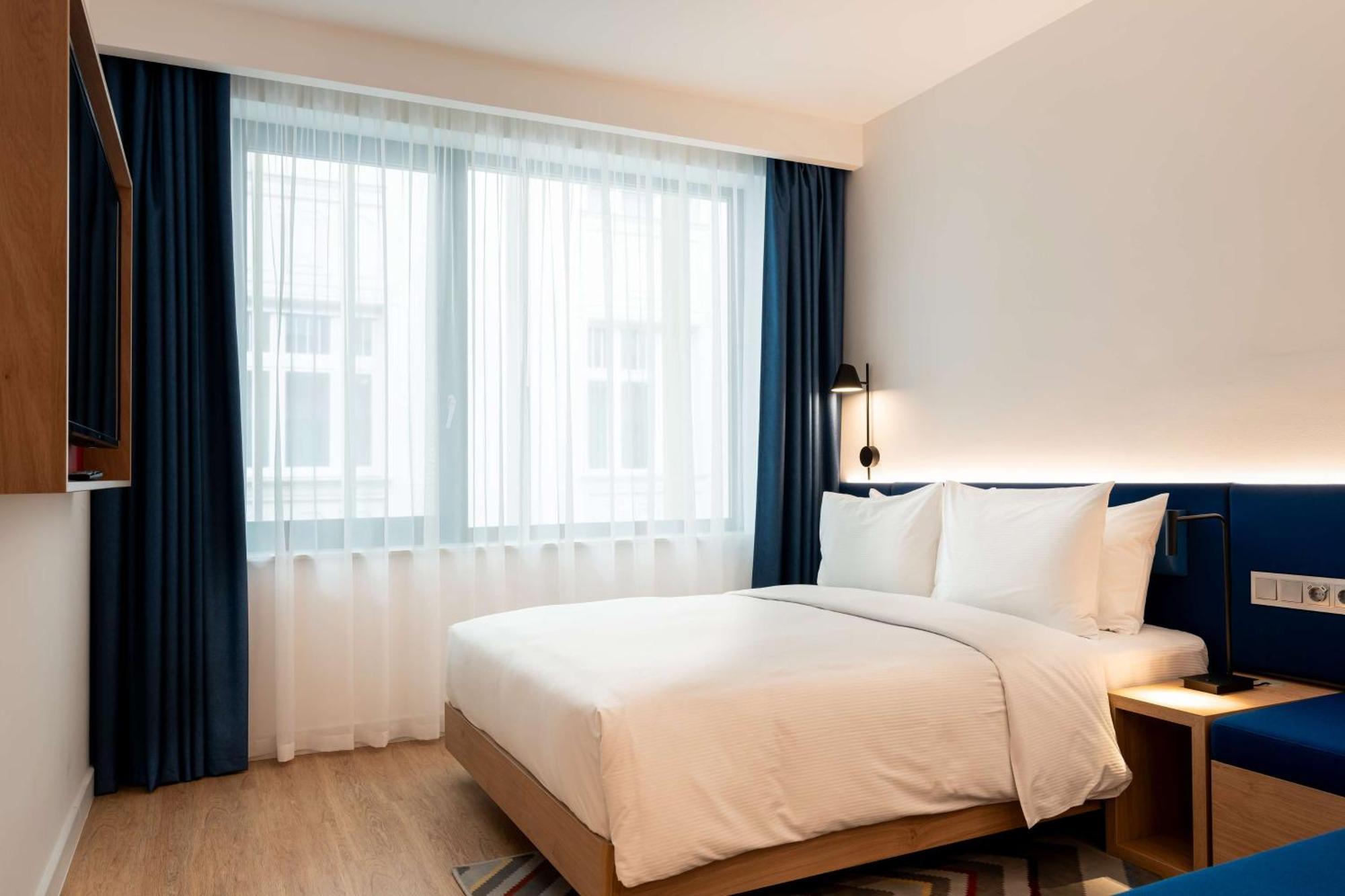 Hampton By Hilton Budapest City Centre Екстериор снимка