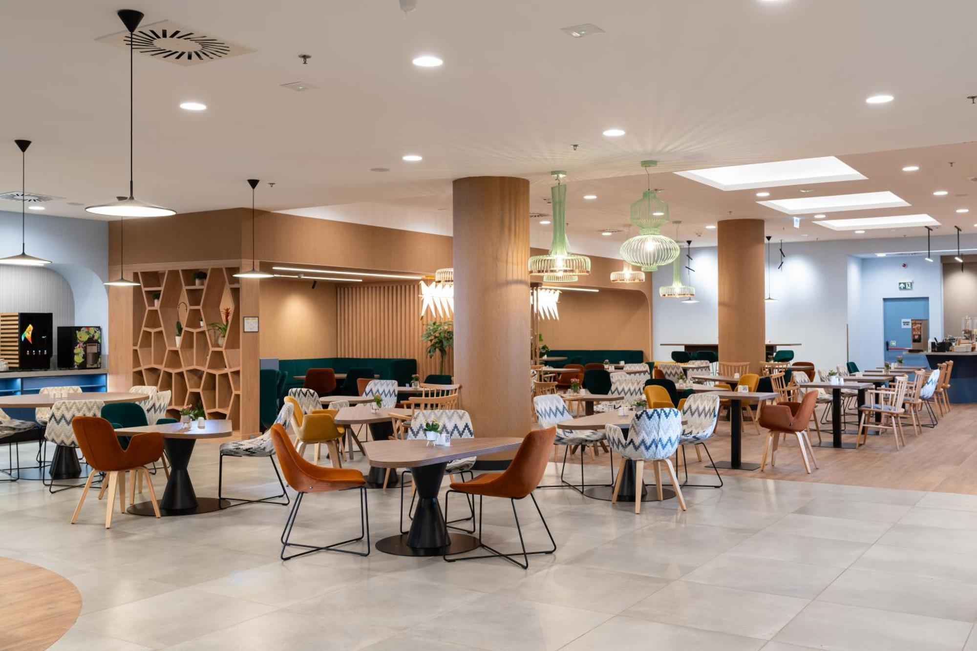 Hampton By Hilton Budapest City Centre Екстериор снимка