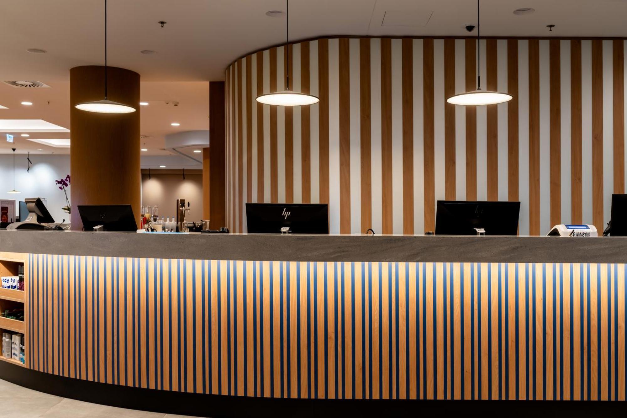 Hampton By Hilton Budapest City Centre Екстериор снимка