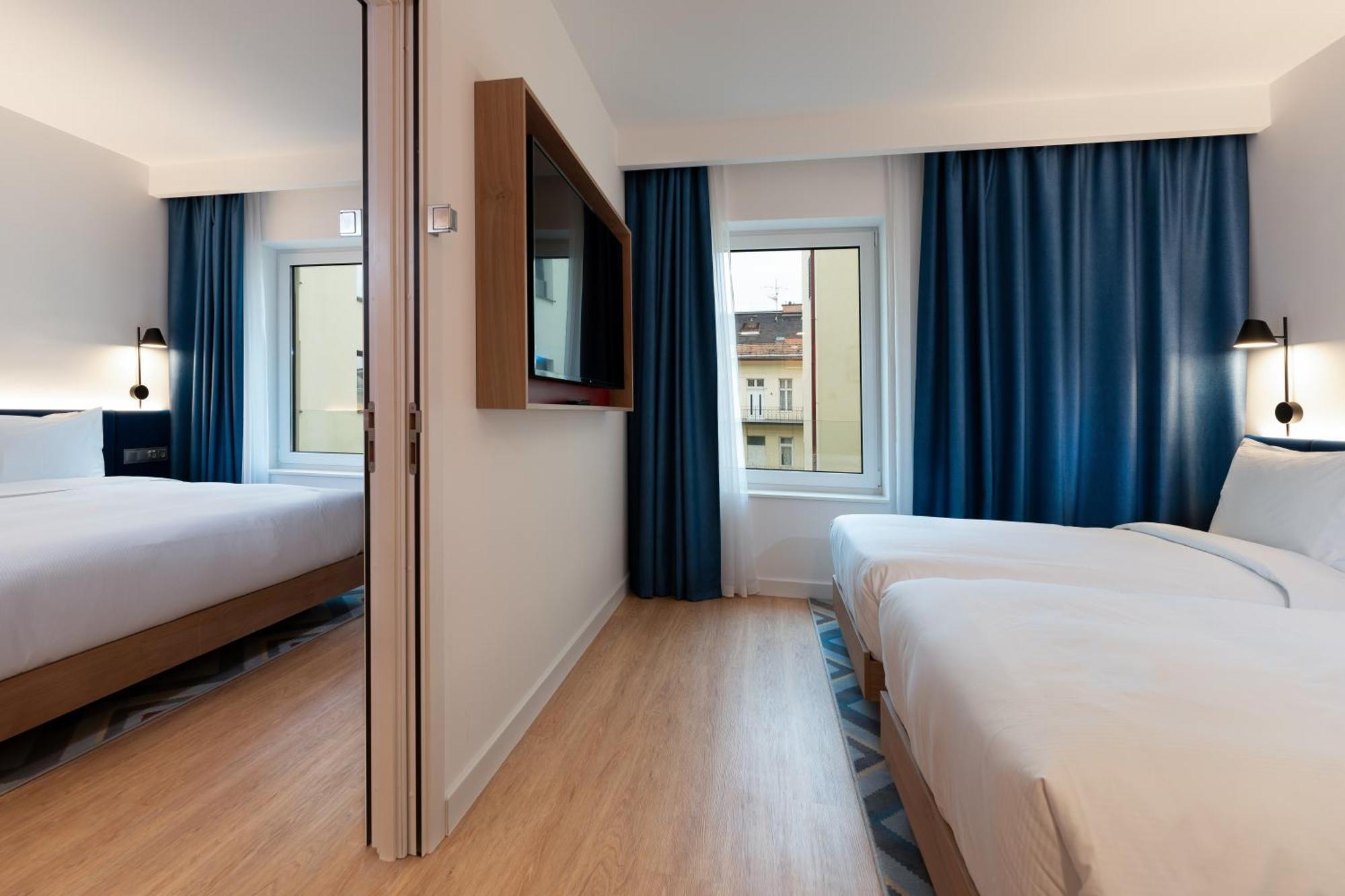 Hampton By Hilton Budapest City Centre Екстериор снимка