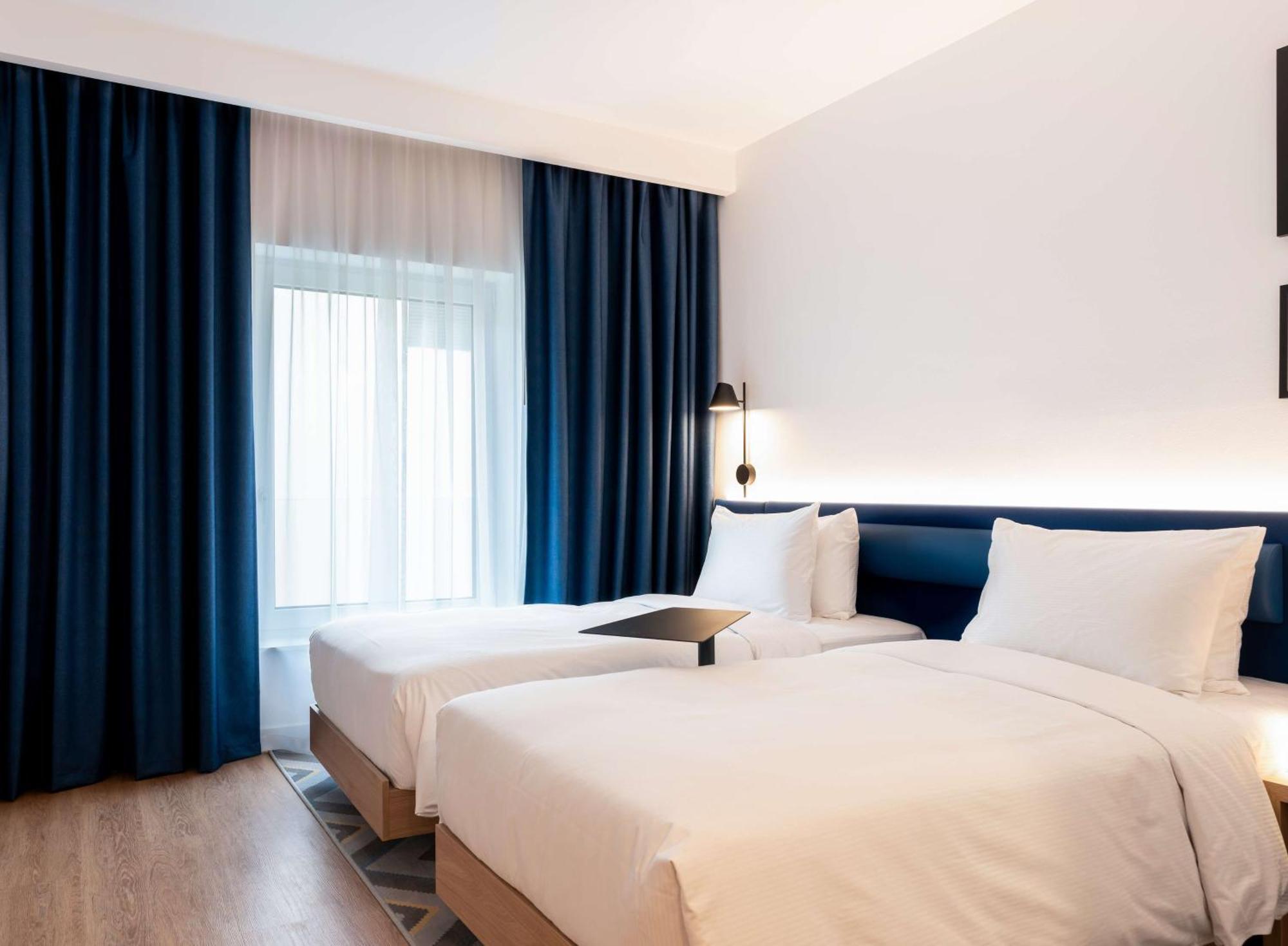Hampton By Hilton Budapest City Centre Екстериор снимка